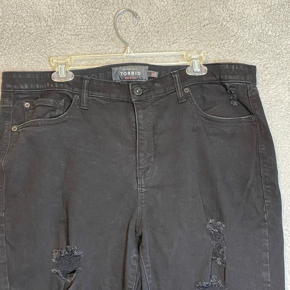 Torrid Premium Sky High Skinny Black Distressed Ripped Plus Size Jeans 20S - Picture 2 of 11
